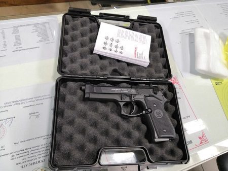 Beretta 92FS .177 Cal Pellets Air Pistol - Image 4